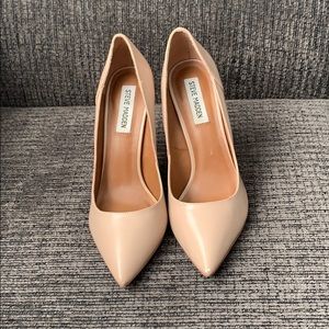 Steve Madden pumps